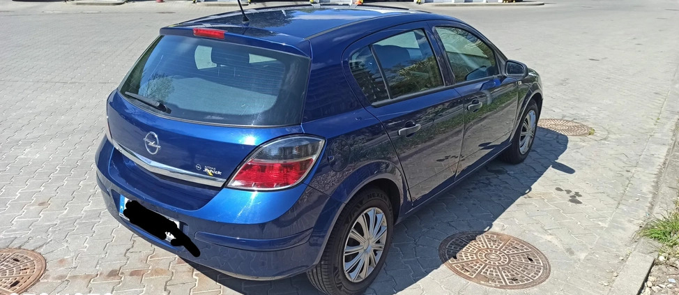 Opel Astra cena 14800 przebieg: 123000, rok produkcji 2009 z Gdynia małe 781